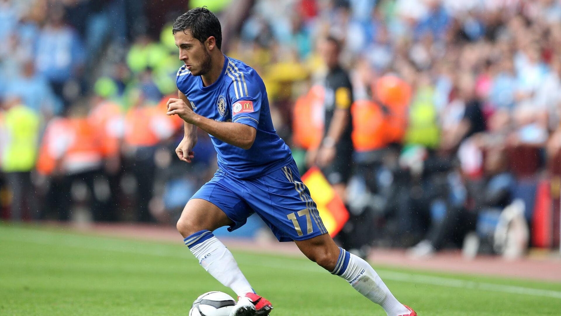 勇士外线投篮回暖连续命中关键三分，勇士内线被打爆了